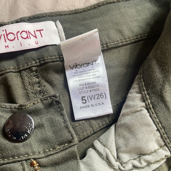 Vibrant M.I.U High Rise Distressed Jegging Jeans - Picture 8 of 8